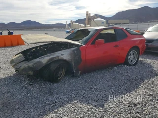 PORSCHE 944 TURBO