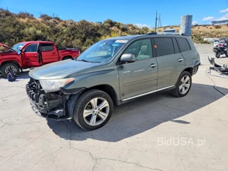 TOYOTA HIGHLANDER LIMITED