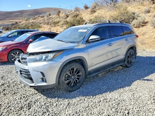 TOYOTA HIGHLANDER SE