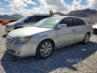 TOYOTA AVALON XLS