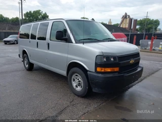 CHEVROLET CHEVROLET EXPRESS PASSENGER RWD 2500 REGULAR WHEELBASE LS