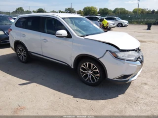 MITSUBISHI MITSUBISHI OUTLANDER SE