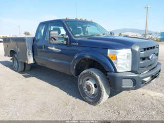 FORD FORD F-350 CHASSIS XL