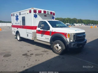 FORD FORD F-450 CHASSIS XLT