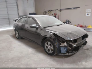 HYUNDAI HYUNDAI ELANTRA SE