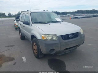 FORD FORD ESCAPE XLS