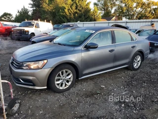 VOLKSWAGEN PASSAT S