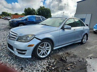 MERCEDES-BENZ C 250