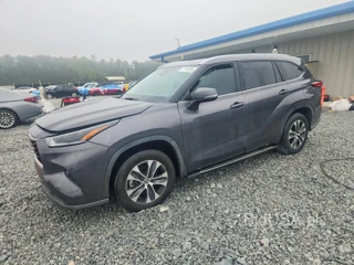 TOYOTA HIGHLANDER XLE
