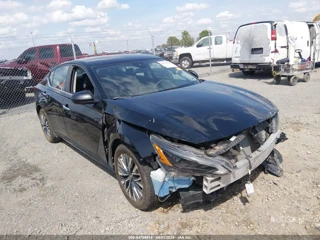NISSAN NISSAN ALTIMA SV FWD