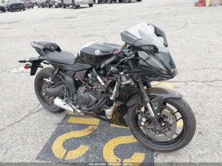 YAMAHA YAMAHA YZFR7