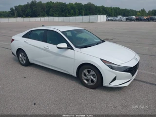 HYUNDAI HYUNDAI ELANTRA SE