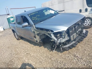 TOYOTA TOYOTA TACOMA SR5