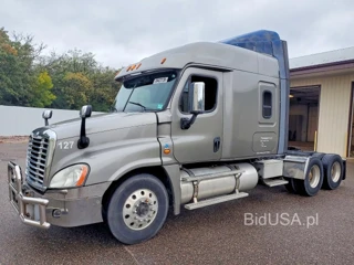 FREIGHTLINER CASCADIA