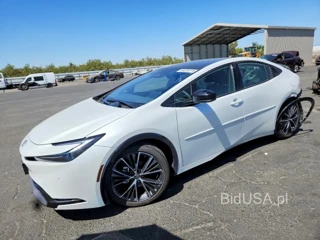 TOYOTA PRIUS XLE