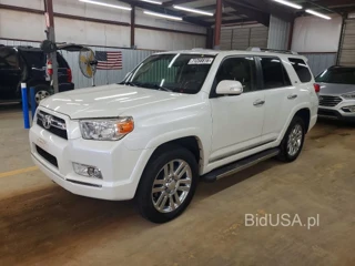 TOYOTA 4RUNNER SR5