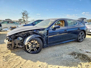 PORSCHE PANAMERA S