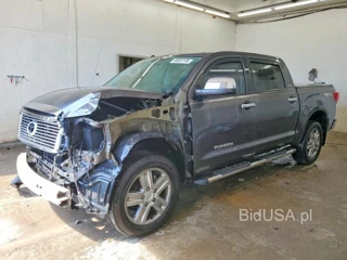 TOYOTA TUNDRA CREWMAX LIMITED