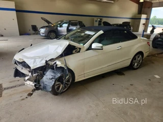 MERCEDES-BENZ E 350