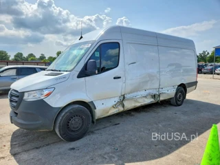 MERCEDES-BENZ SPRINTER 2500