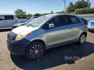 TOYOTA YARIS BASE