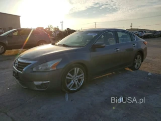 NISSAN ALTIMA 3.5S