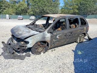 CHRYSLER TOWN & COUNTRY