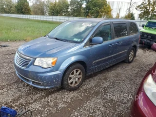 CHRYSLER TOWN & COUNTRY TOURING L