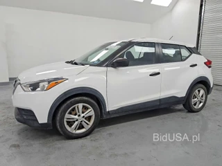 NISSAN KICKS S