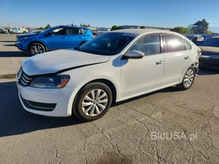 VOLKSWAGEN PASSAT S