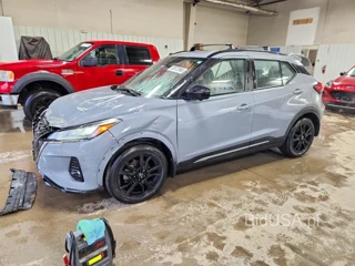 NISSAN KICKS SR