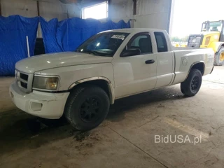 DODGE DAKOTA SLT