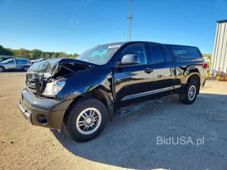 TOYOTA TUNDRA DOUBLE CAB SR5