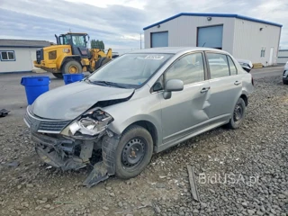 NISSAN VERSA 1.8 S