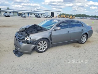 TOYOTA AVALON XLS