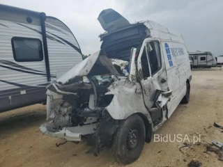 MERCEDES-BENZ SPRINTER 2500
