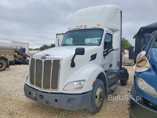 PETERBILT 579