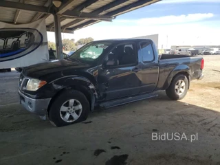 NISSAN FRONTIER SE V6