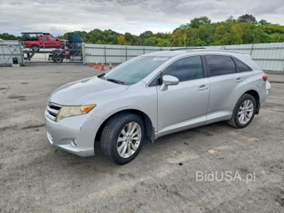 TOYOTA VENZA LE