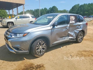 MITSUBISHI OUTLANDER SE