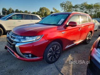 MITSUBISHI OUTLANDER SE