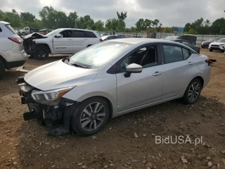 NISSAN VERSA SV