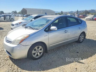 TOYOTA PRIUS BASE