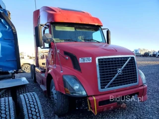 VOLVO VNL