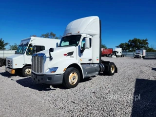 PETERBILT 579