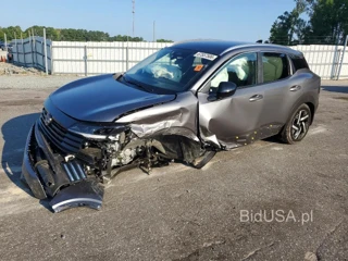 NISSAN KICKS SV