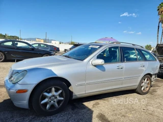 MERCEDES-BENZ C 320