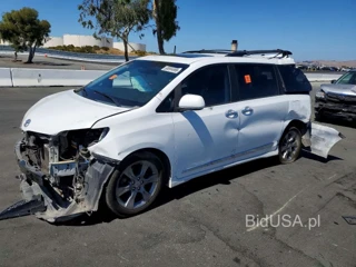 TOYOTA SIENNA SPORT