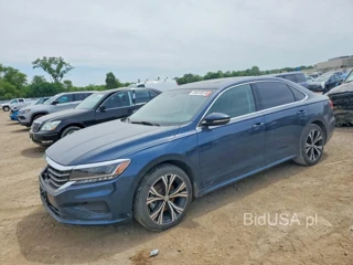VOLKSWAGEN PASSAT SE