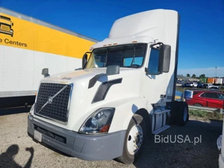 VOLVO VNL